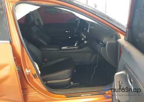 2022 Nissan Sentra Sr Xtronic Cvt z USA, uszkodzony, nr VIN 3N1AB8DV3NY207355